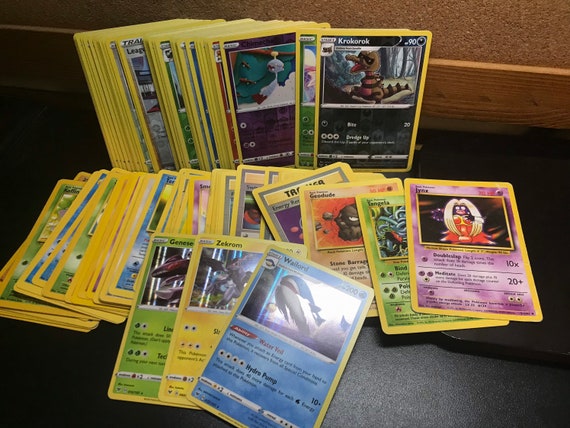 Bundle bulk Guaranteed 4 × Rare/reverse Holos 40 X Pokemon Card- job lot 