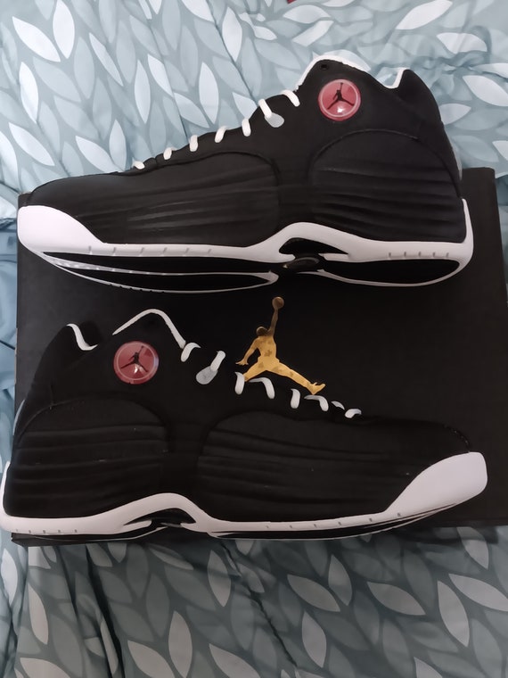 Size 11 shop mens jordans