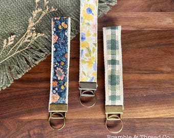 Handmade Keychain Wristlet | Gift for Her | Stocking Stuffer | Christmas | Key Accessories | Keyfob