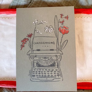 Illustration ~ Schreibmaschine ~ Laden ~ A6-Postkarte