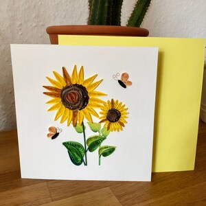 Cartão de aniversário, cartão de penas à mão, cartão de parabéns, presente para ela, cartão com girassóis
