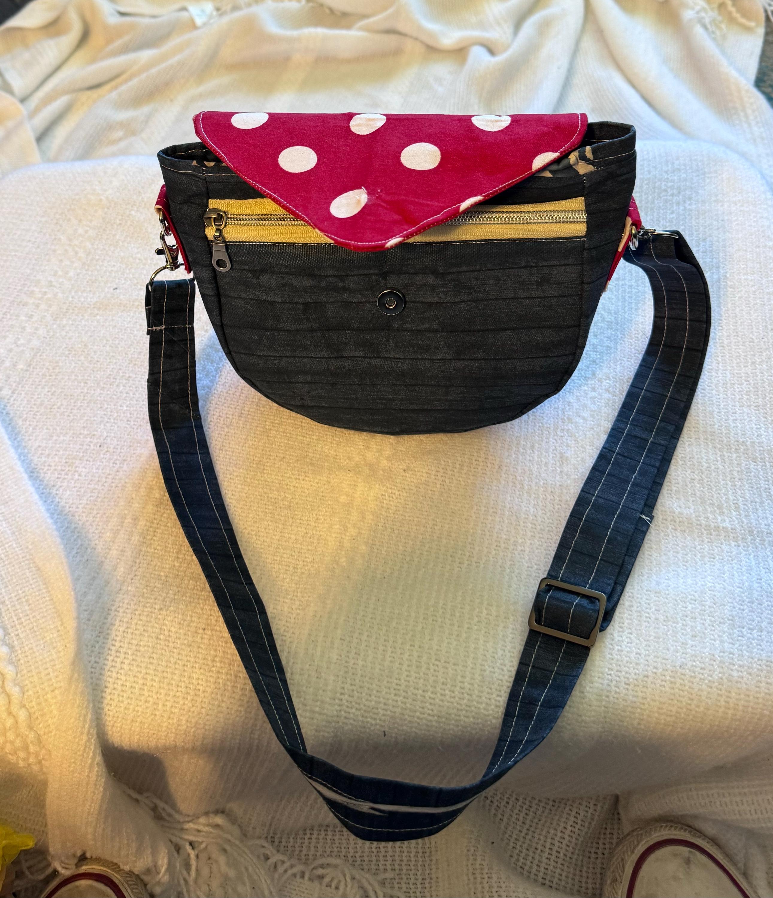 Acacia bags canada sale