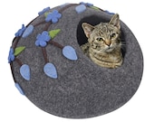Cat Cave Bed Handmade Eco Friendly Natural Felted Merino Wool Warm and Cozy Beds for Cats and Kittens Bonus Felt Wool Ball (Grey, Flower)
