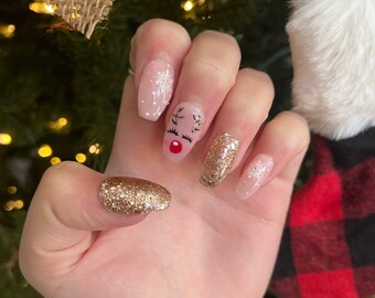 Press on nails|Christmas nails|Christmas|Winter nails|Press ons|Reindeer nails|Gel nails|Christmas party|Gel nails|Glitter nails|Fake nails