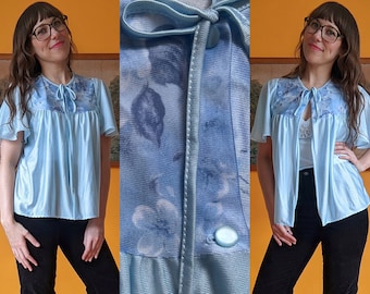 Vintage 80s Baby Blue Silky Bed Jacket with Flutter Sleeves, Neck Tie, and Floral Print  // Size S-M