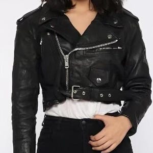 Blouson de motard court 100 % cuir d'agneau véritable souple pour femmes et filles, coupe ajustée, manches longues, esthétique