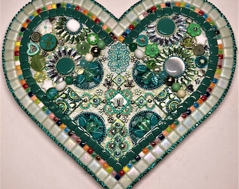 Corazón de mosaico hecho a mano único en su clase