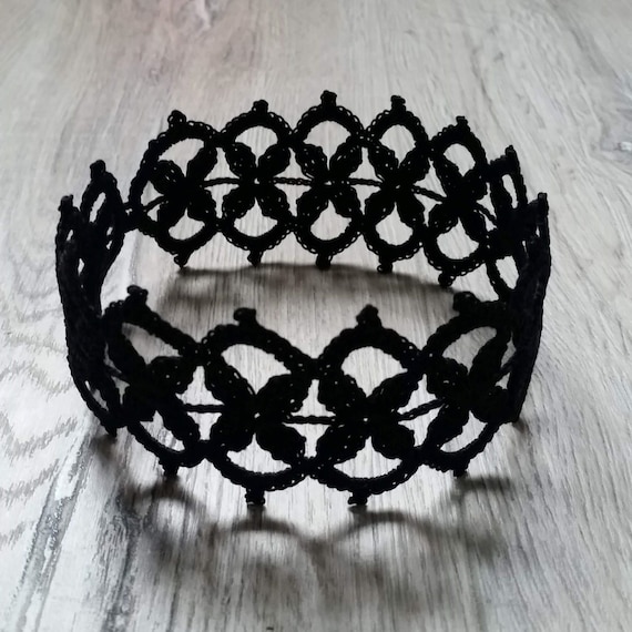 Choker in pizzo all'uncinetto nero: collana gotica vittoriana - Italia Choker in pizzo all'uncinetto nero: collana gotica vittoriana - Italia