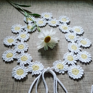 Crochet Daisy Collar Necklace | Handmade White Daisy Collar with Adjustable Irish Crochet Ribbon