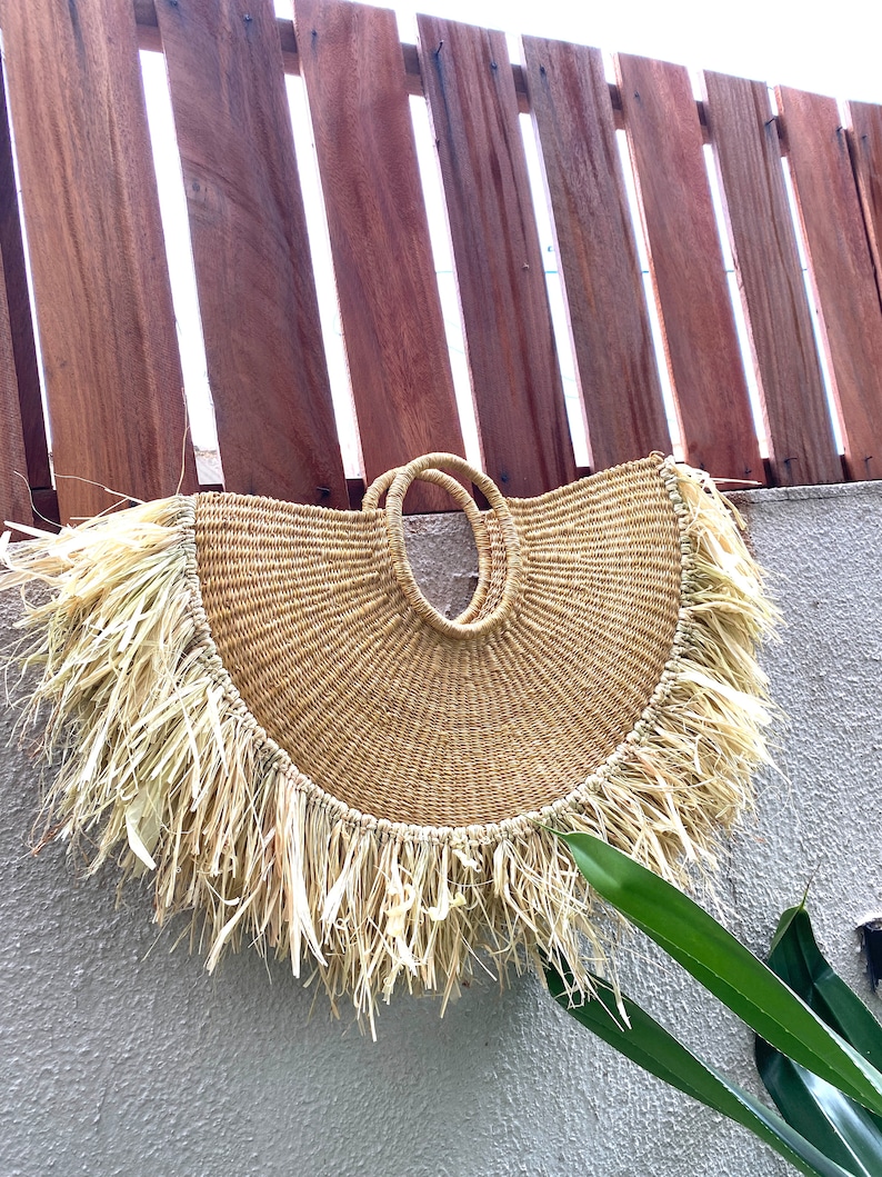 ZULU handwoven beach bag image 5