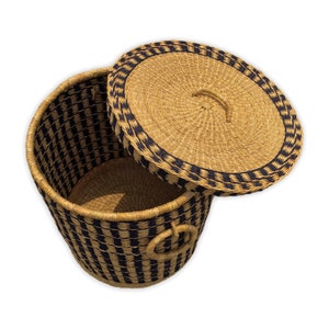 Laundry basket with Lid | Bolga basket | storage Basket | Handmade Laundry Basket Bolga Laundry Basket