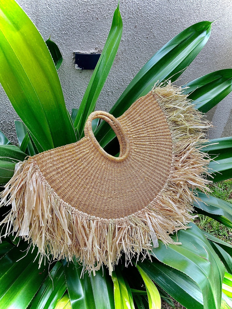 ZULU handwoven beach bag image 2