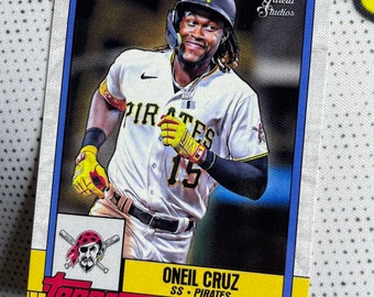 ONEIL CRUZ - '90 Remix Custom Novelty Card - Pittsburgh Pirates - SP /5