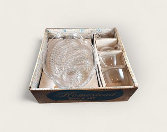 Vintage Federal Glass Homestead Snack Set: Wheat Motif - 8 Piece Set, Collectible Vintage Glass