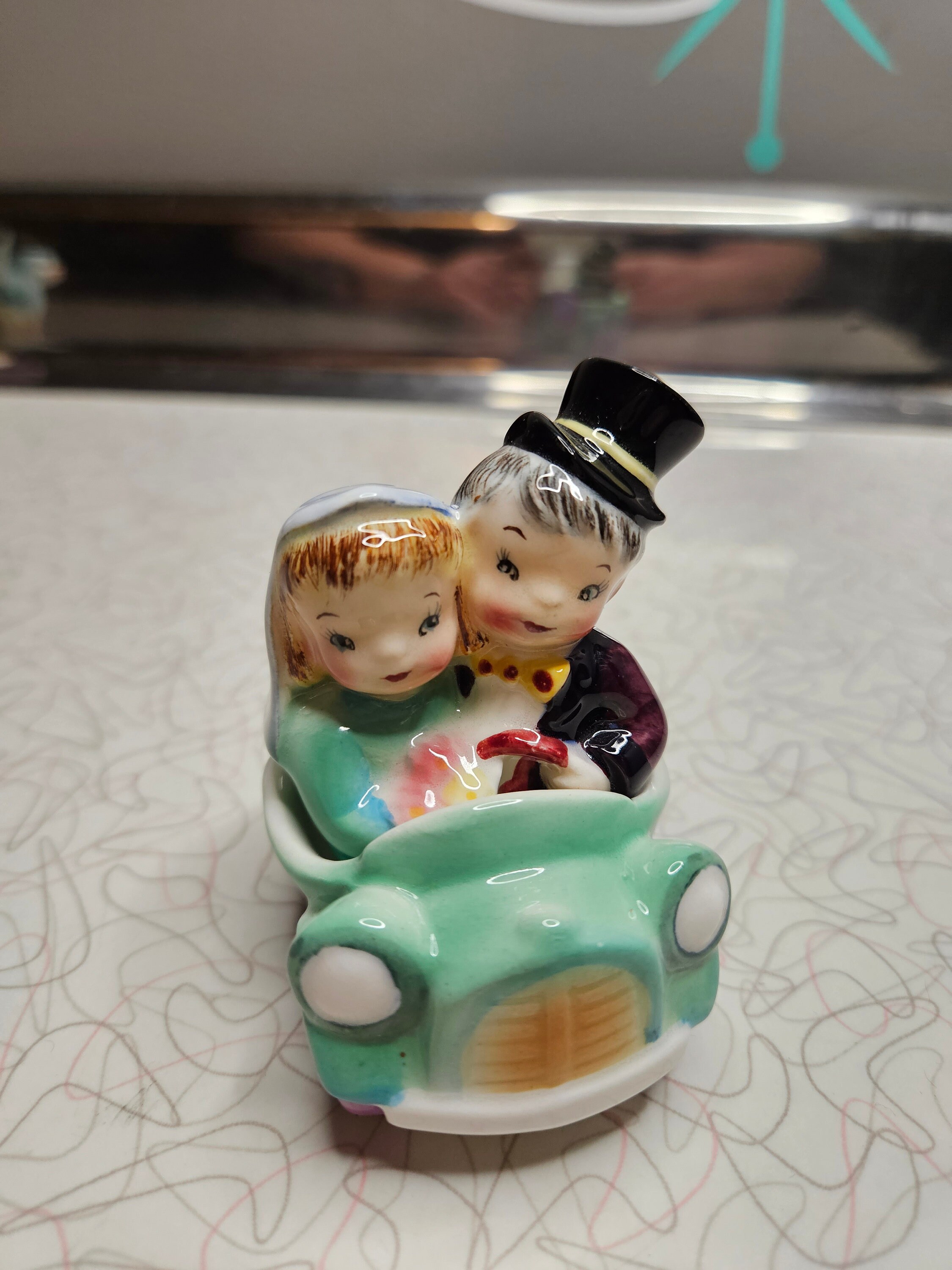 Vintage Kitschy Newlywed Couple Salt and Pepper, Shakers