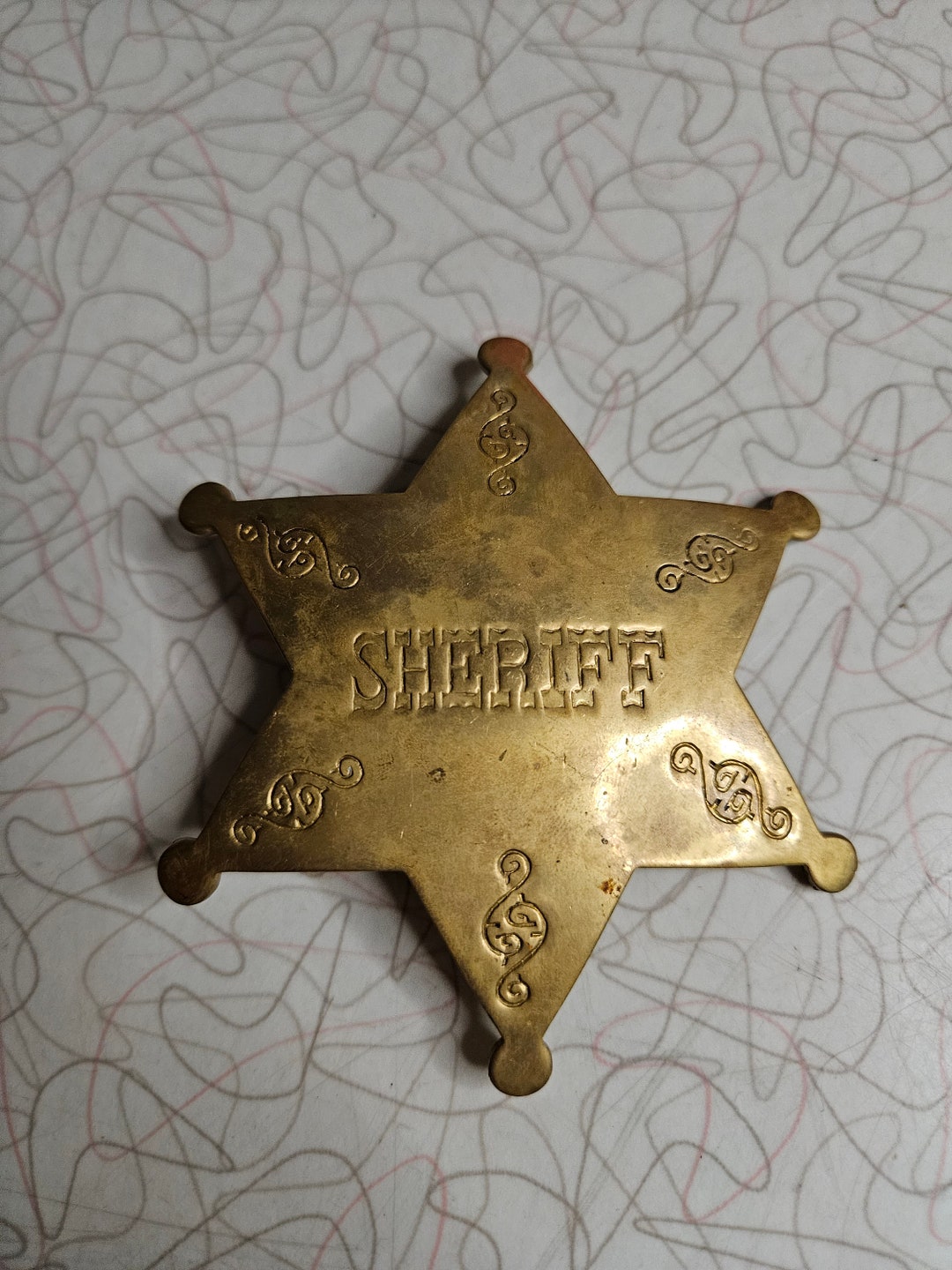 Vintage 1950's / 1960's Gonher / Barval Sheriff Star Pin Badge - Set Of 12  On Shop Display Card - Un Punched