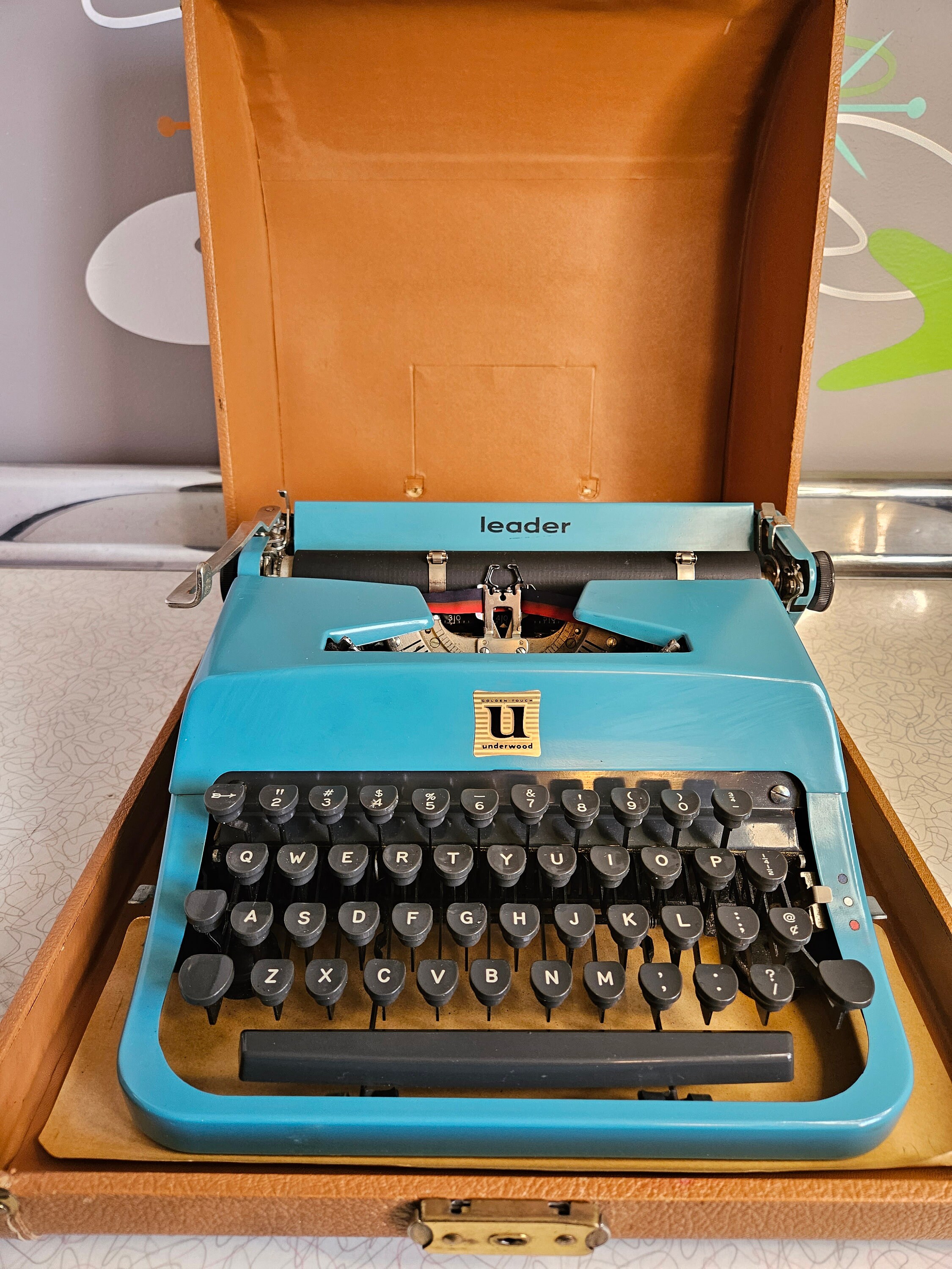 GOLDEN TOUCH Underwood universal typewriter Portable Manual Typewriter