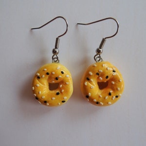 Polymer clay dangle sesame bagel earrings, bread earrings, food earrings, food jewelry, bagel jewelry