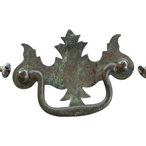 Vintage Chippendale Batwing Drawer Pull: Aged Brass Patina