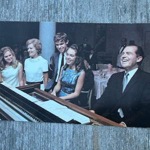 Postal de la campaña de Nixon; Recuerdos presidenciales; Familia Nixon
