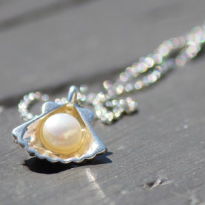Small Pearl in Shell Sterling Silver Necklace; 925 Dainty Pearl Pendant