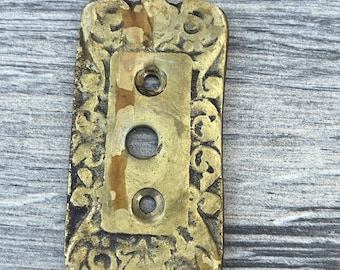 Vintage Victorian Hardware; Brass Victorian Plate