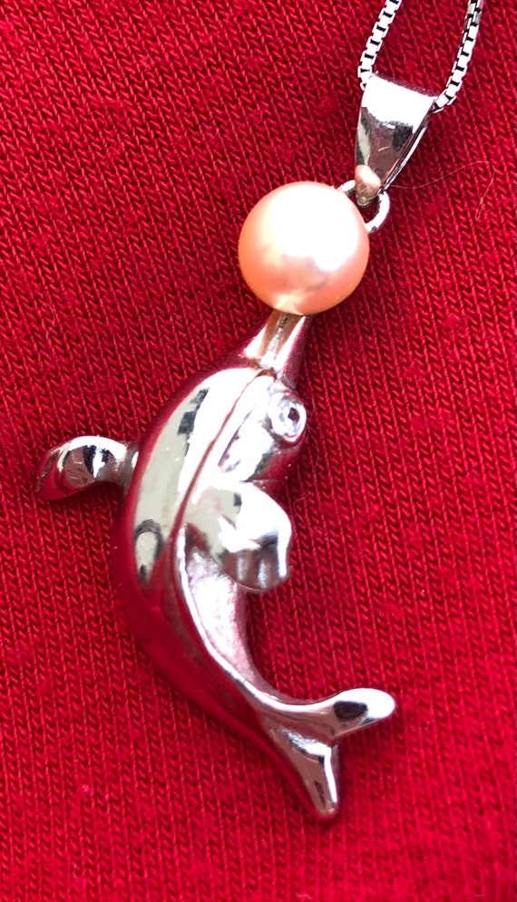 Sterling Silver Dolphin Holding a Pearl; Dolphin P