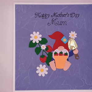 Muttertagskarte, Muttertagskarte, Karte für Mama, Karte für Nan, Gnomkarten, Karten mit Blumen, Erdbeerkarten, Gartenliebhaberkarte, Karte für Mama