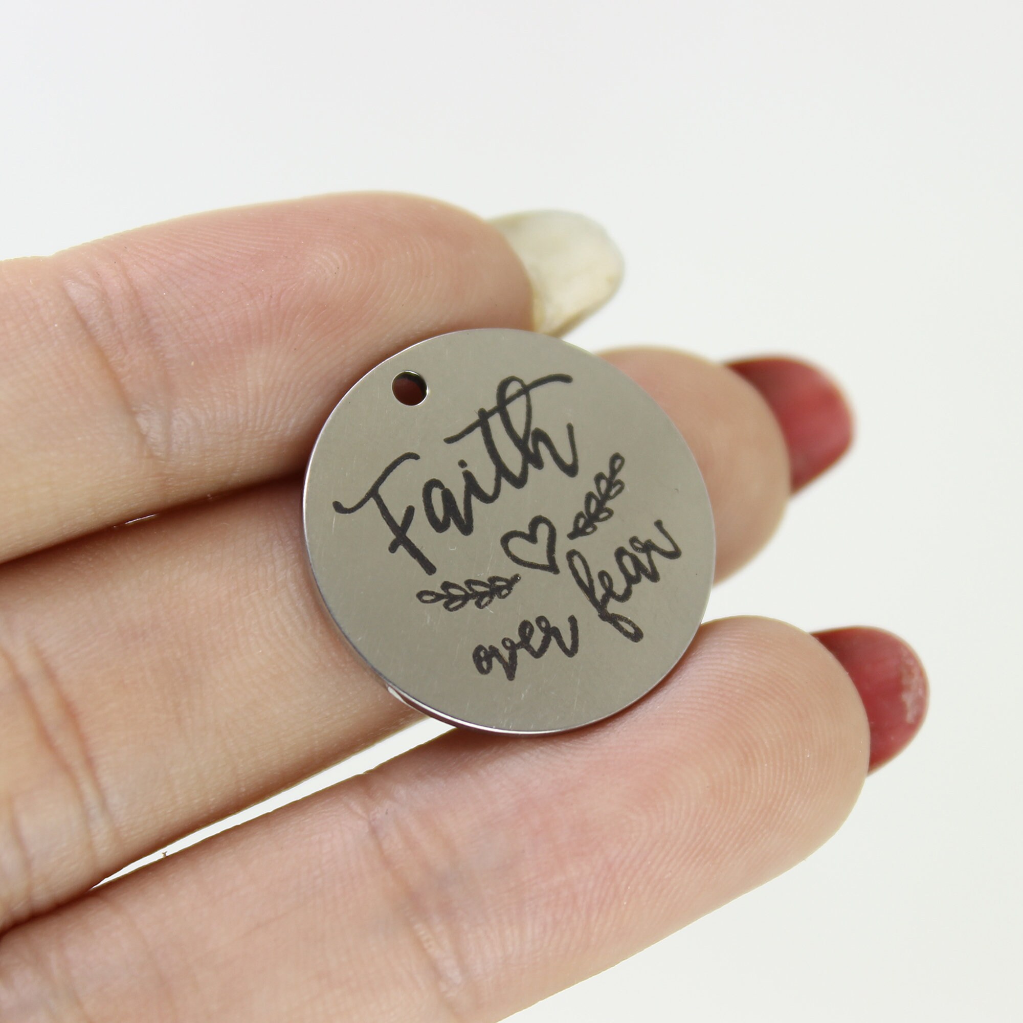 10pcs /Lot Faith Charm Faith Nuestro miedo acero inoxidable Etsy