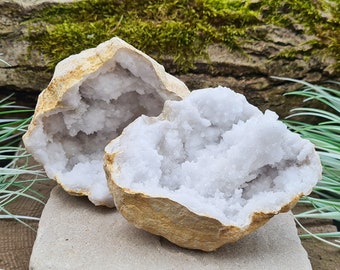 White Quartz Geode, Natural Crystal