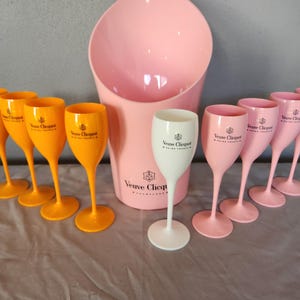 Ensemble cadeau seau et tasses roses Veuve 9 flûtes | Personnalisable