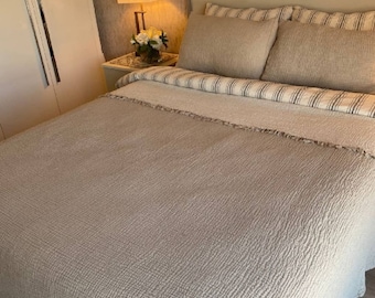 King size muslin blanket, 4 layers thick, color options, bedroom cover, wrinkle-free fabric, new house gift
