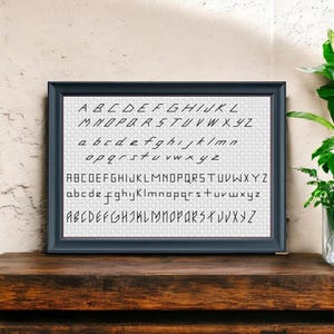 小さなフォントのクロスステッチパターンPDF - 小さな刺繍フォント - モダンなレタリングアルファベット - デジタルインスタントダウンロード