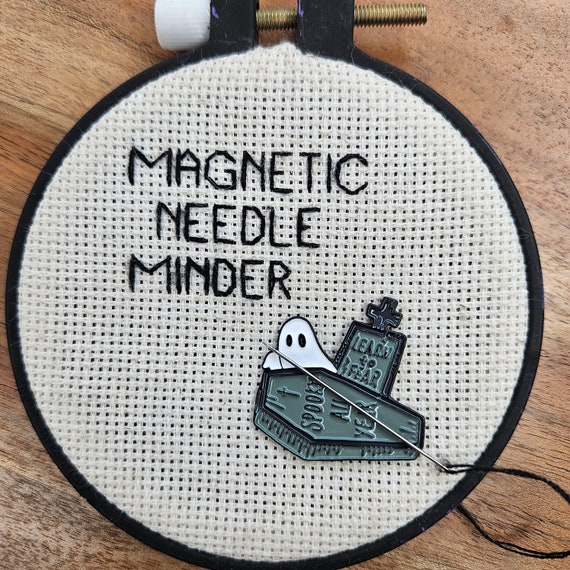 MINDER Ghost Needle Minder Magnetic for Cross Stitch or Ghost 