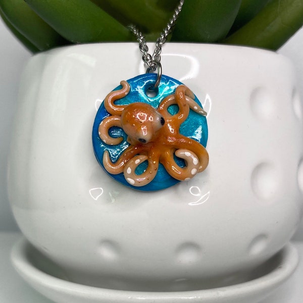 Octopus Necklace, Octopus Pendant, Polymer Clay Octopus, Ocean Animal Necklace, Circle Pendant, Octopus Jewelry, Cephalopod Necklace