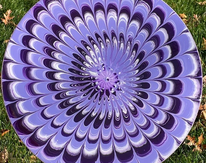 Purple Nautilus (16x16) Round acrylic painting on canvas