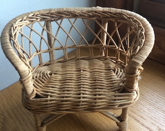 Mini wicker doll house furniture chair bench loveseat