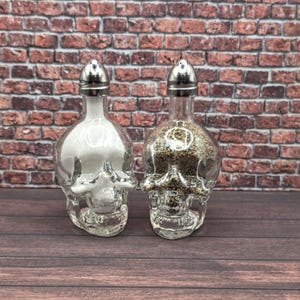 Skull Salt and Pepper Shaker Set – Upcycled Mini Vodka Bottle Shakers – Gothic Kitchen Decor – Halloween Tableware – Bar Cart Gift