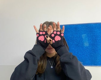 Crochet cat paw mittens fingerless gloves,cute gift for cat lovers,black and pink kitten mitten,hand warmers,handmade crochet winter gloves