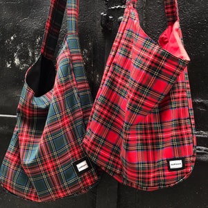 Rot und Grün Tartan Einkaufstasche | Karierte Umhängetasche mit großer Kapazität | Royal Stewart Fabric Eco Crossbody-Einkaufstasche | Wiederverwendbare Einkaufstasche