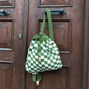 Sac à dos à carreaux au crochet | Sac fait main au crochet à carreaux verts et blancs | sac à main en tricot | Cartable au crochet | Cadeau pour elle