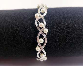 Braided Bracelet, Faux Pears, Charming, Graceful, Petite, Delicate, Bracelet, Gift for Mom, Gift for Grad, Non Tarnish