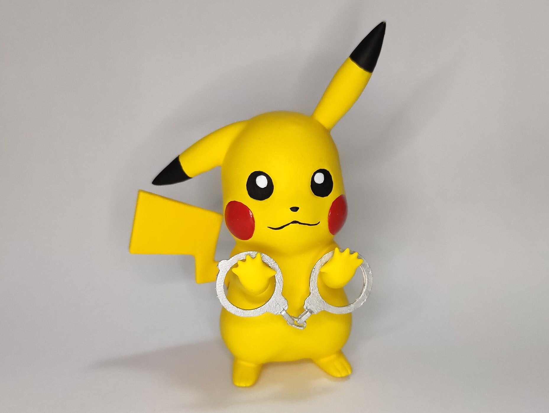 pikachu resin statue