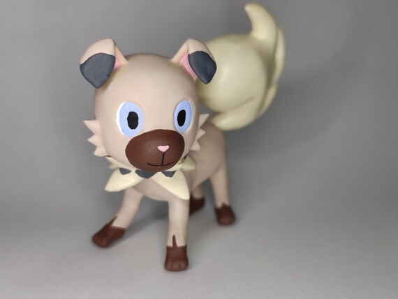 Pokemon rockruff figure top