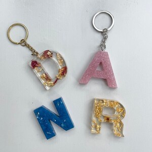 Llaveros de resina personalizados