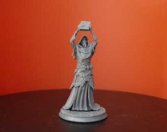 Ancient Cultist 1 Miniature – Resin Model (28/32/75mm Scale for D&D/TTRPG, Unpainted)