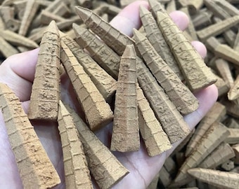 Agarwood oud incense cones Vietnam Agarwood | Gently sweet | Natural Pure Agarwood | Golden lotus grade | Special Gift