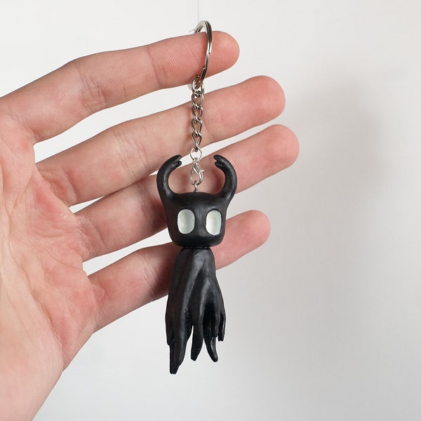 Game figurines Keychain Luminous eyes Shade Hollow Knight Handcraft