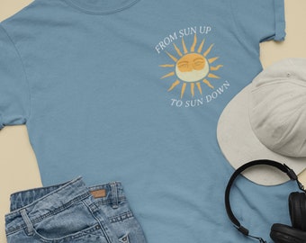 Retro Vintage Sun and Moon Shirt, Boho Sun Shirt, Hippie Sun Shirt, Vintage style vacation Shirt, beach Shirt, Camping Hiking Shirt