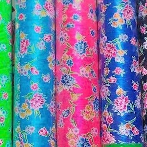Floral Thai Fabric, Ntaub Thai Li Loo, Hmong Fabric